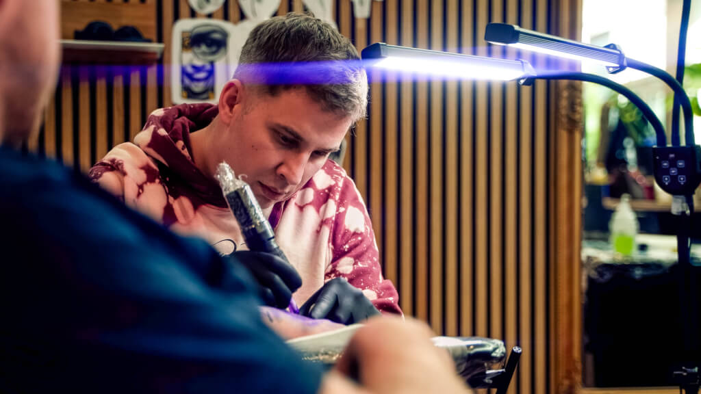 C0077.00_31_05_05.Standbild010dfcgbdfcc