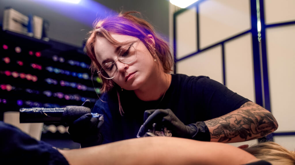 C0077.00_41_52_02.Standbild004dfcgbdfcc